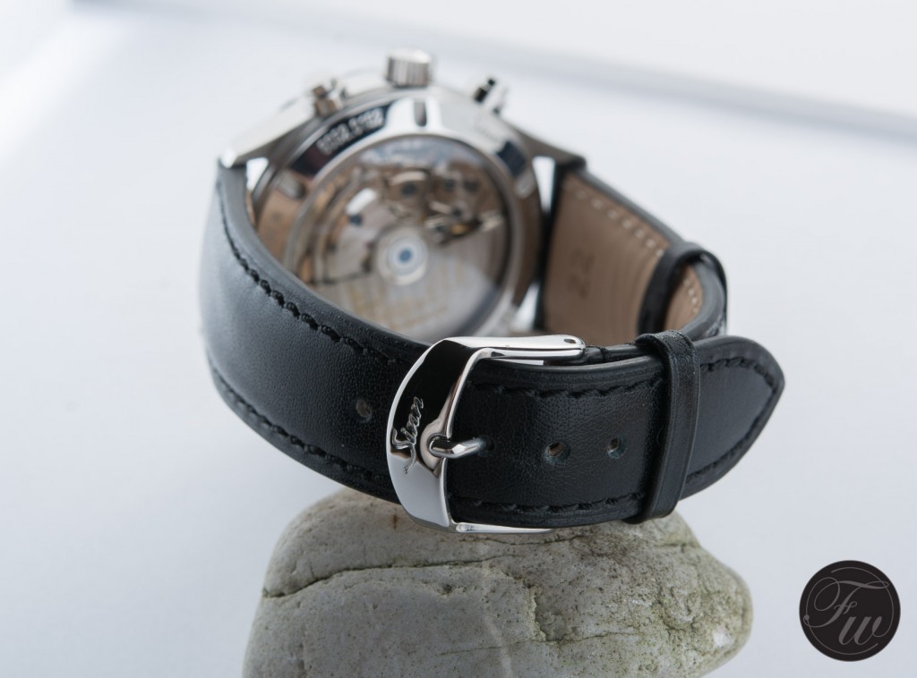 sinn-6052-on-its-leather-calf-strap-with-steel-buckle