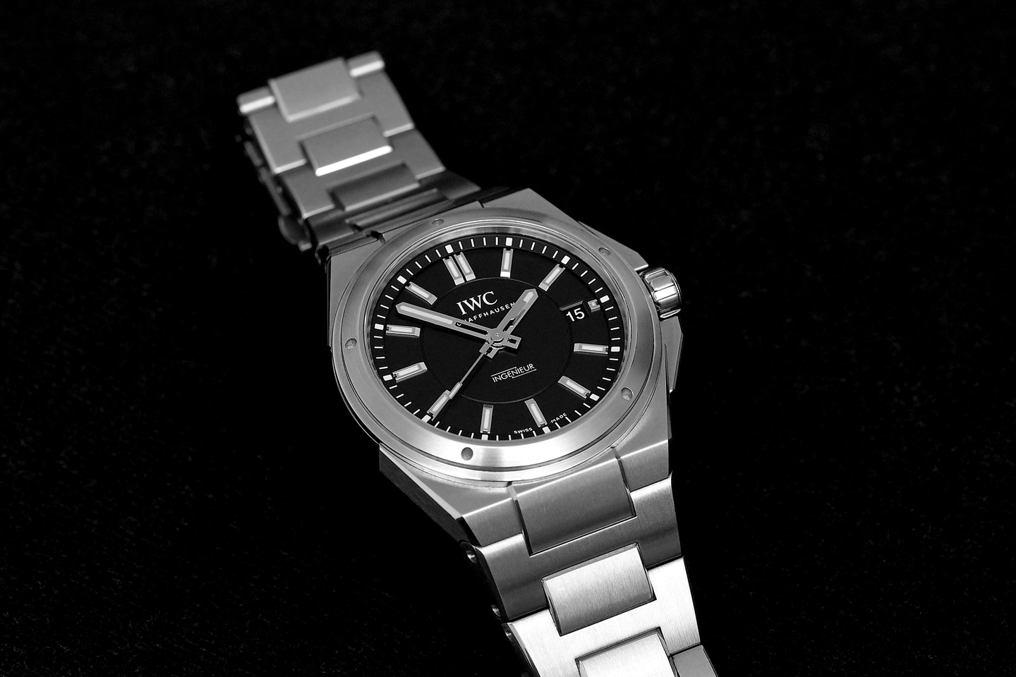 REVIEW: IWC Ingenieur Automatic Ref. 3239 - Luxury Watches Brands ...