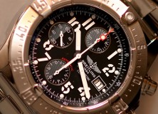 Breitling Avenger Skyland Avenger Chronograph watch is air-ground professional sports watch model