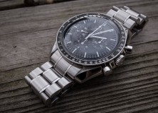 Reviewing Omega Speedmaster Professional