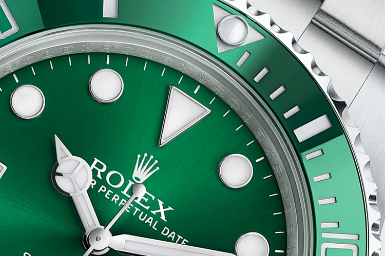 The Rolex Hulk Submariner – A History & Review